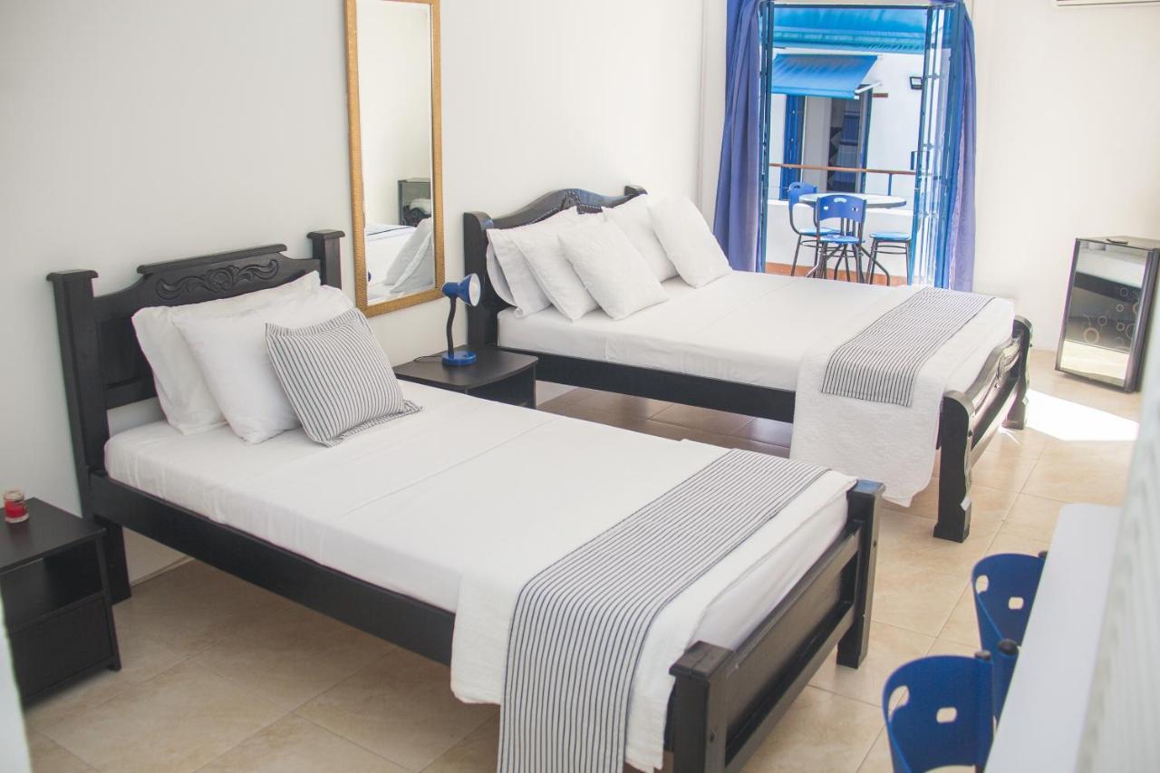 Cartagena Hotel Plaza De La Trinidad מראה חיצוני תמונה