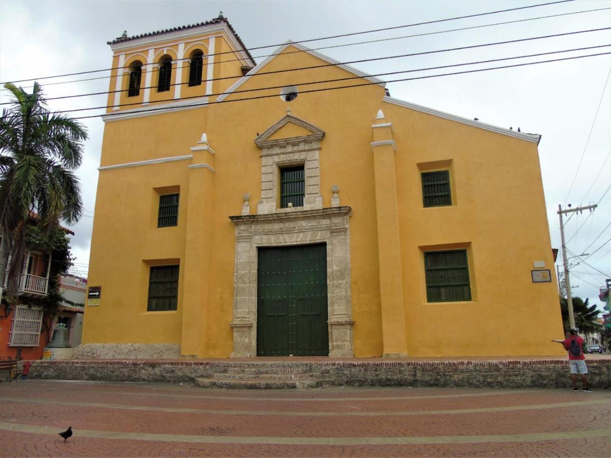 Cartagena Hotel Plaza De La Trinidad מראה חיצוני תמונה