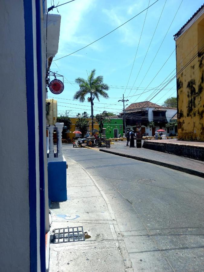 Cartagena Hotel Plaza De La Trinidad מראה חיצוני תמונה